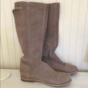 Reef High Desert suede boot